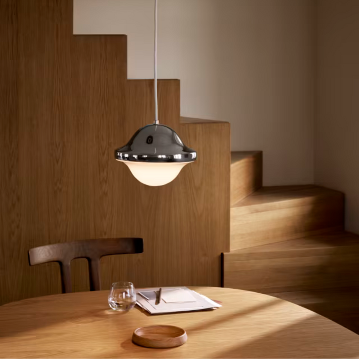 HK20 bubi lampe krom over spisebord