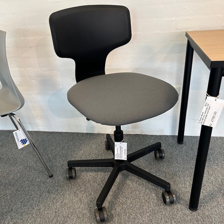 International Funiture IF-chair kontorstol - Udstillingsmodel