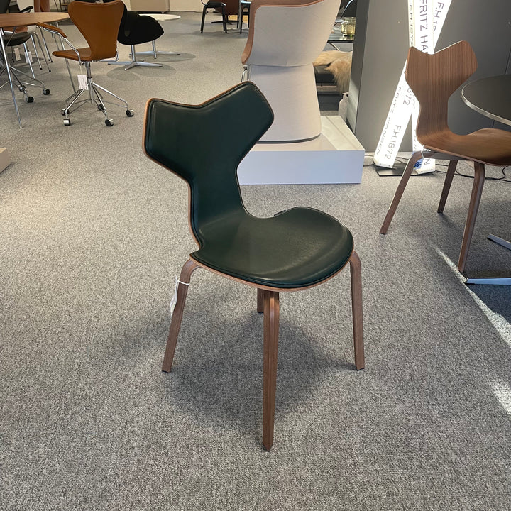 Fritz Hansen Grand Prix 4130 Editions stol - Udstillingsmodel
