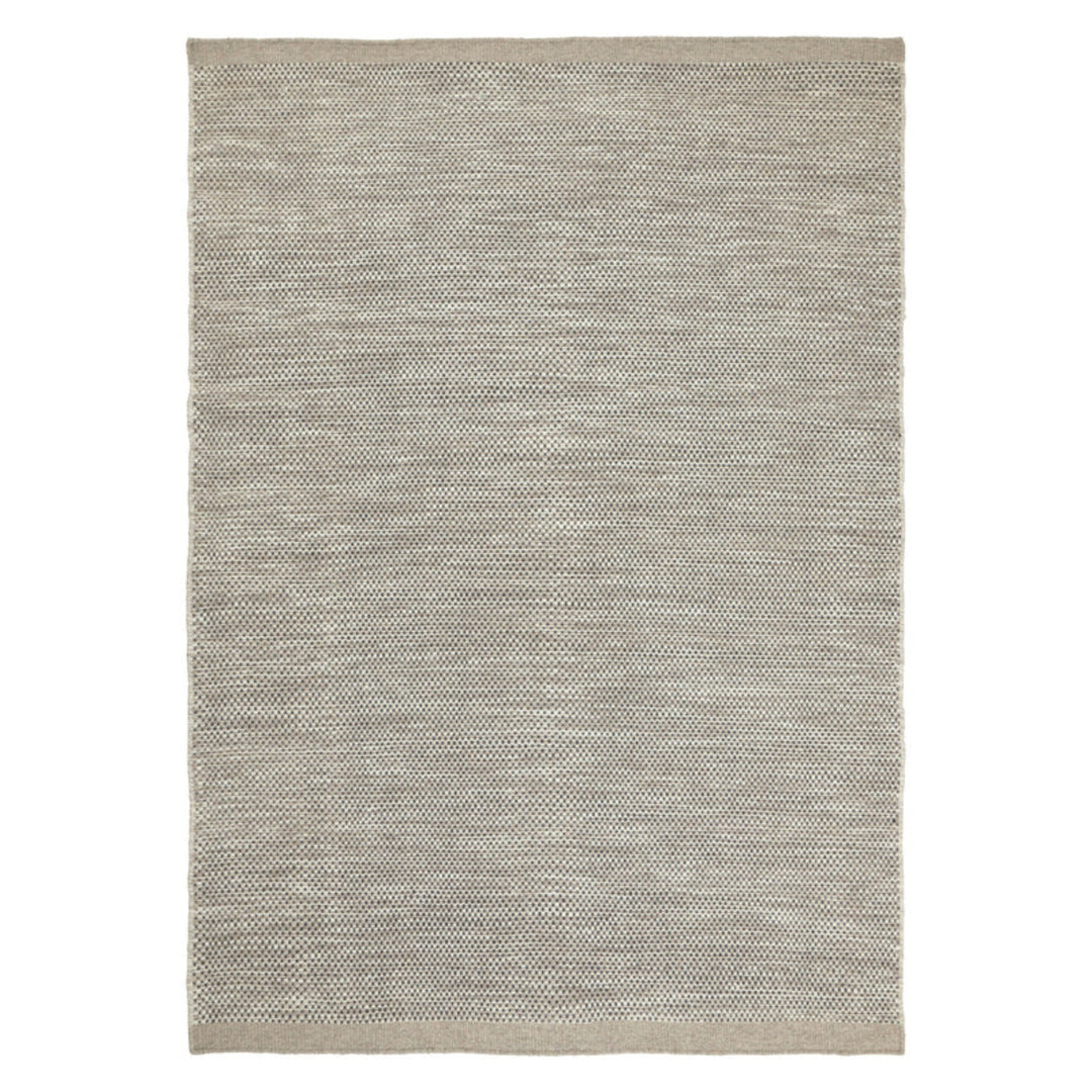 Asko gulvtæppe fra Linie Design i farven taupe