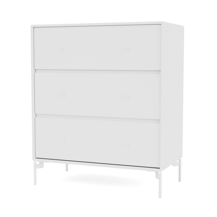 Carry kommode med ben fra Montana Selection i farven New White