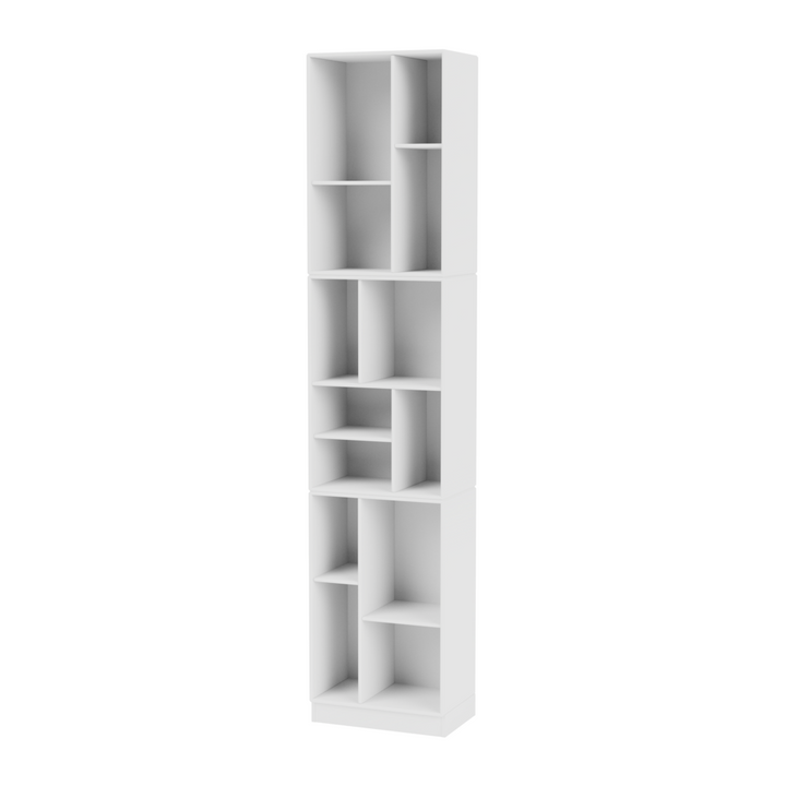 LOOM smal bogreol fra Montana Selection i farven New White