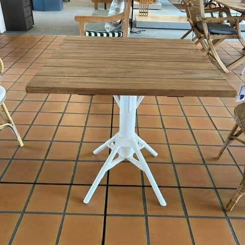 Nicole cafébord fra Sika Design - Udstillingsmodel