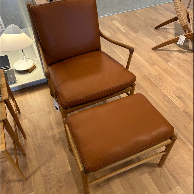OW149 Colonial lænestol inkl. skammel fra Carl Hansen & Søn - Udstillingsmodel