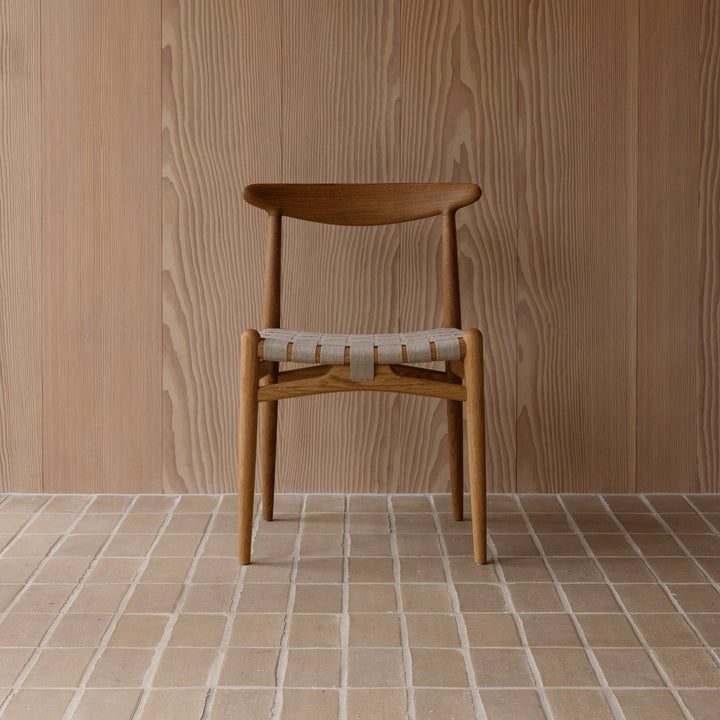 PP101 spisebordsstol i egetræ af Wegner for PP Møbler