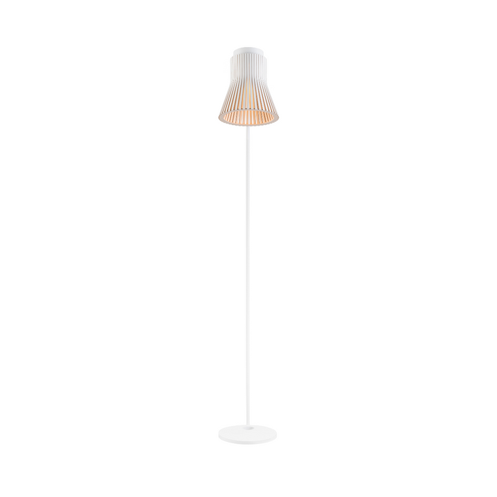 Petite 4610 gulvlampe fra Secto Design i hvid
