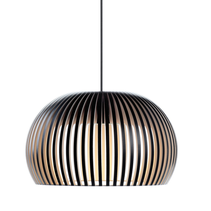 Atto 5000 pendel loftslampe fra Secto Design i sort