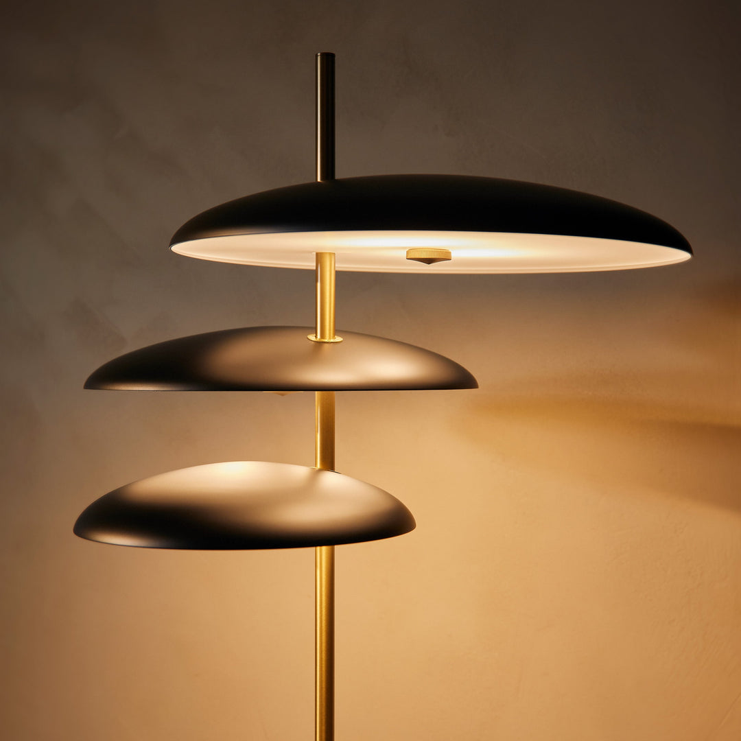 Gulvlampe, AVILO, belysning, læselys, stuen, hygge 