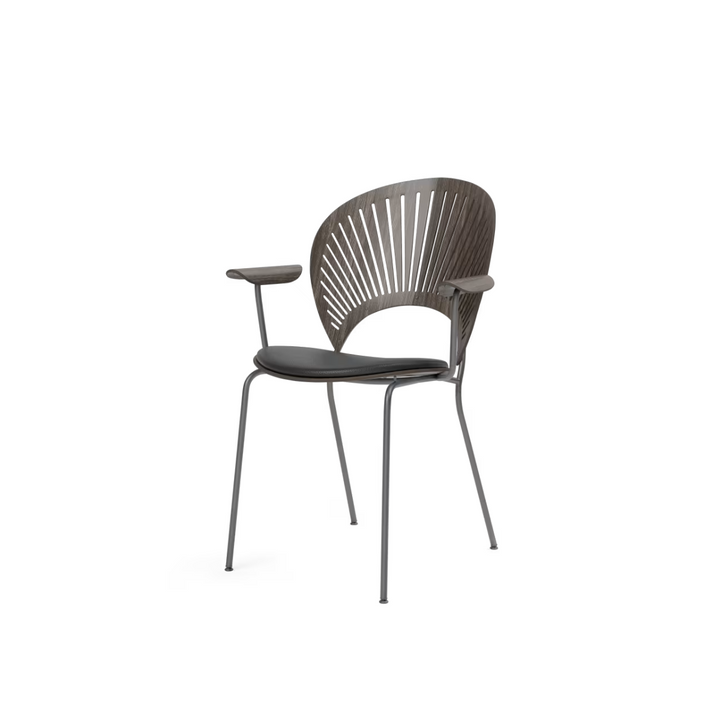 Trinidad spisebordsstol fra Fredericia Furniture. Designet af Nanna Ditzel. 