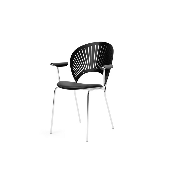 Trinidad spisebordsstol fra Fredericia Furniture. Designet af Nanna Ditzel. 