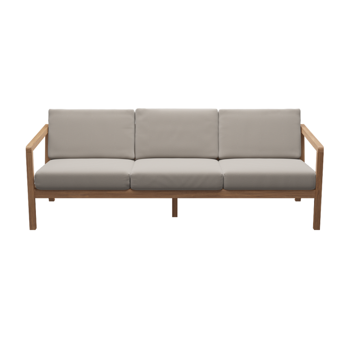 Loungesofa fra Skagerak med tilhørende hynder i forskellige farver. Flere variationer fåes hos Central Møbler