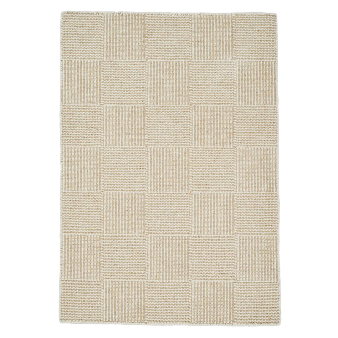 White-Chess-linen-design-packshot