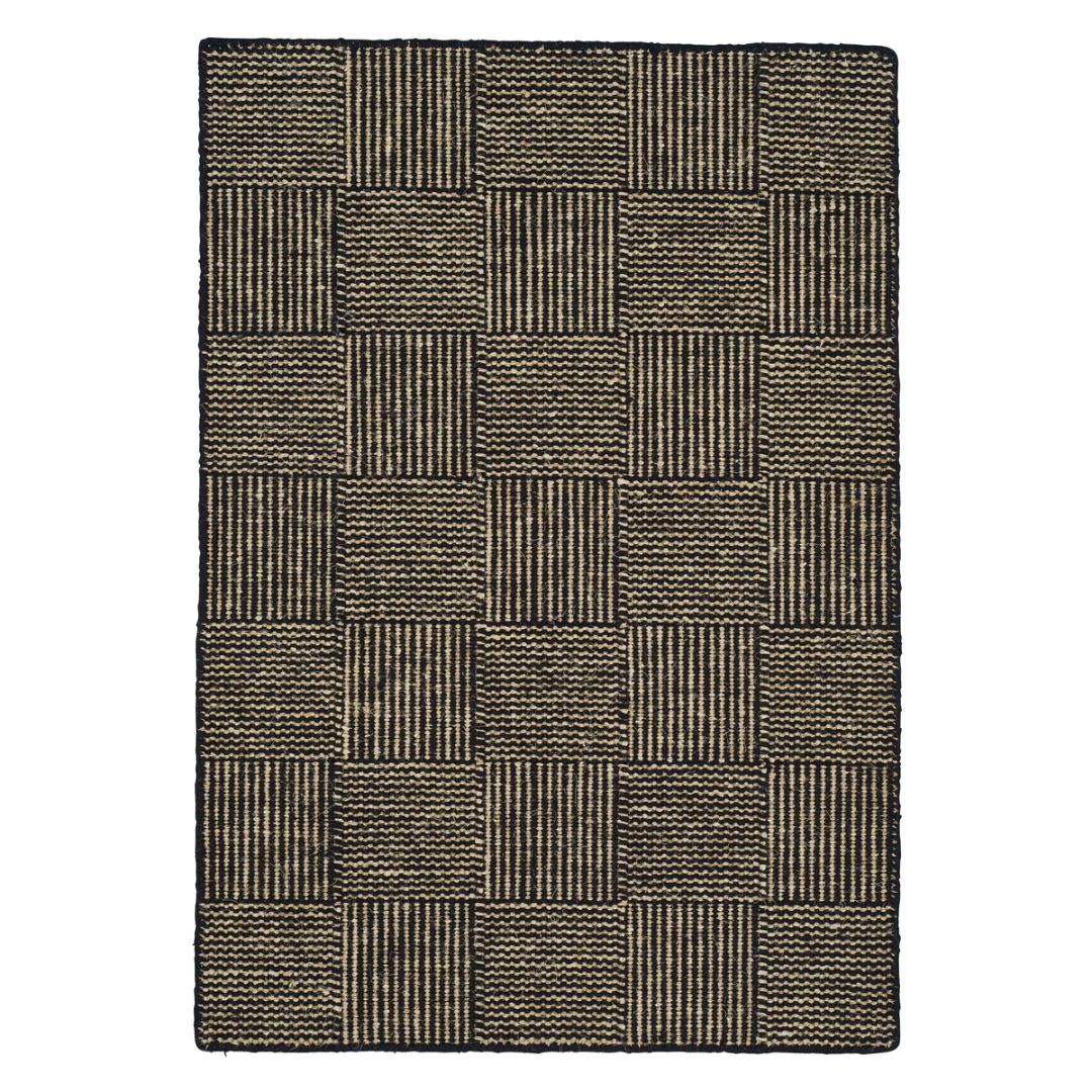black-Chess-linen-design-packshot