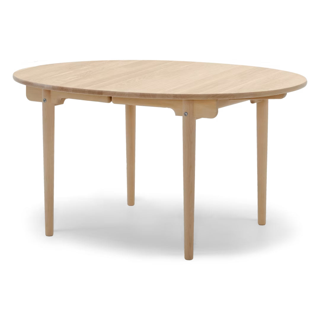 Klassisk CH337 spisebord fra Carl Hansen & Søn i Sæbe Eg