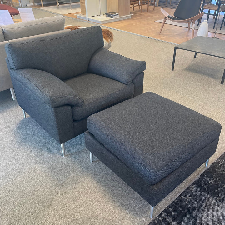 Mogens Hansen MH2163 lænestol m. skammel - Udstillingsmodel