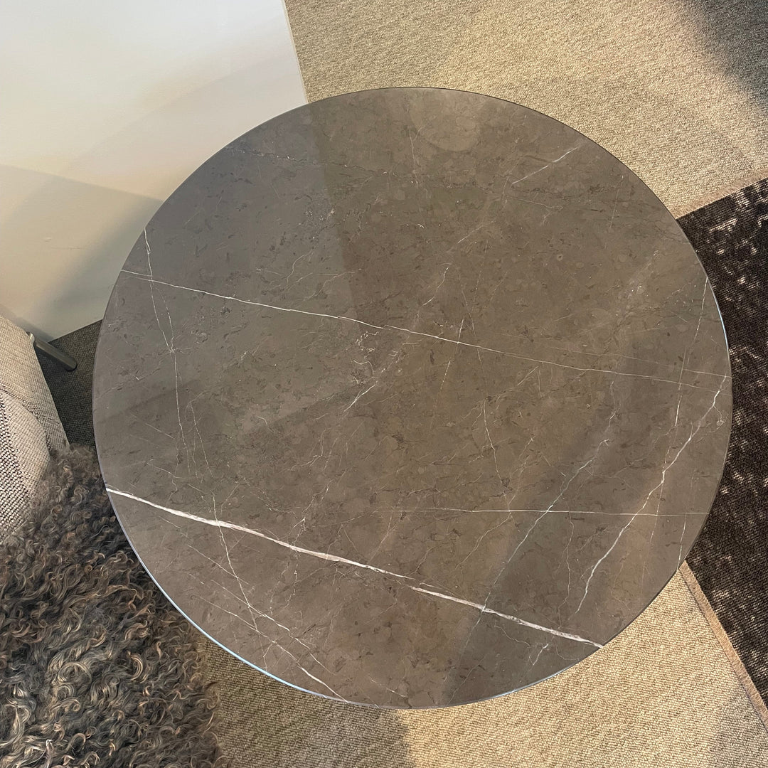 Eilersen "spider" sidebord Ø60 - Udstillingsmodel