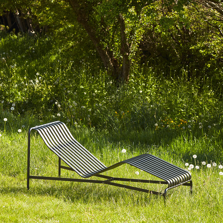 pallisade-chaise-lounge-HAY-miljø-packshot