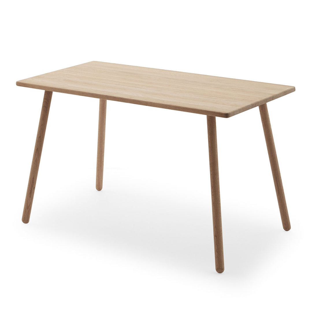 Georg skrivebord fra Skagerak i packshot
